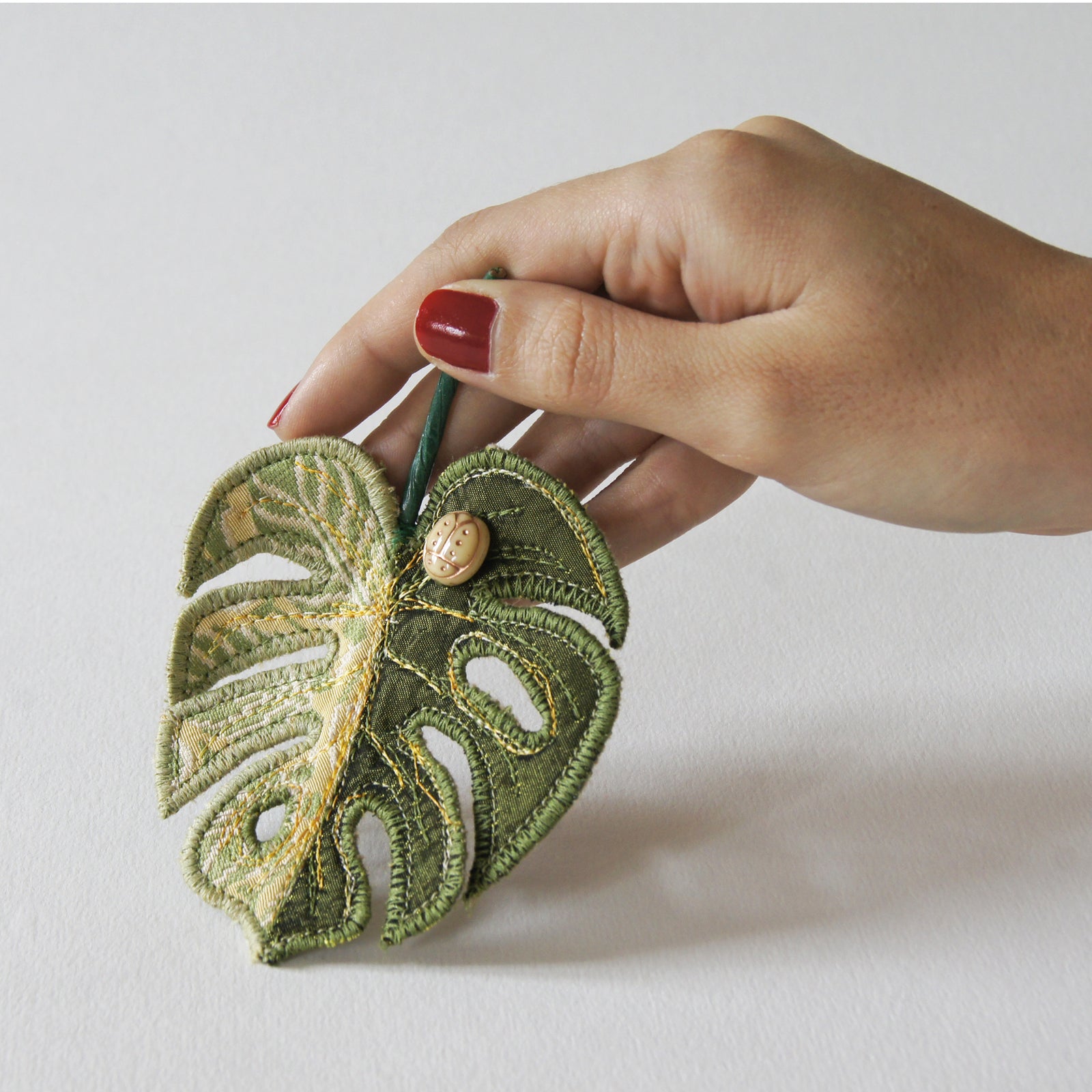 Monstera deliciosa brooch, Textile Jewelry