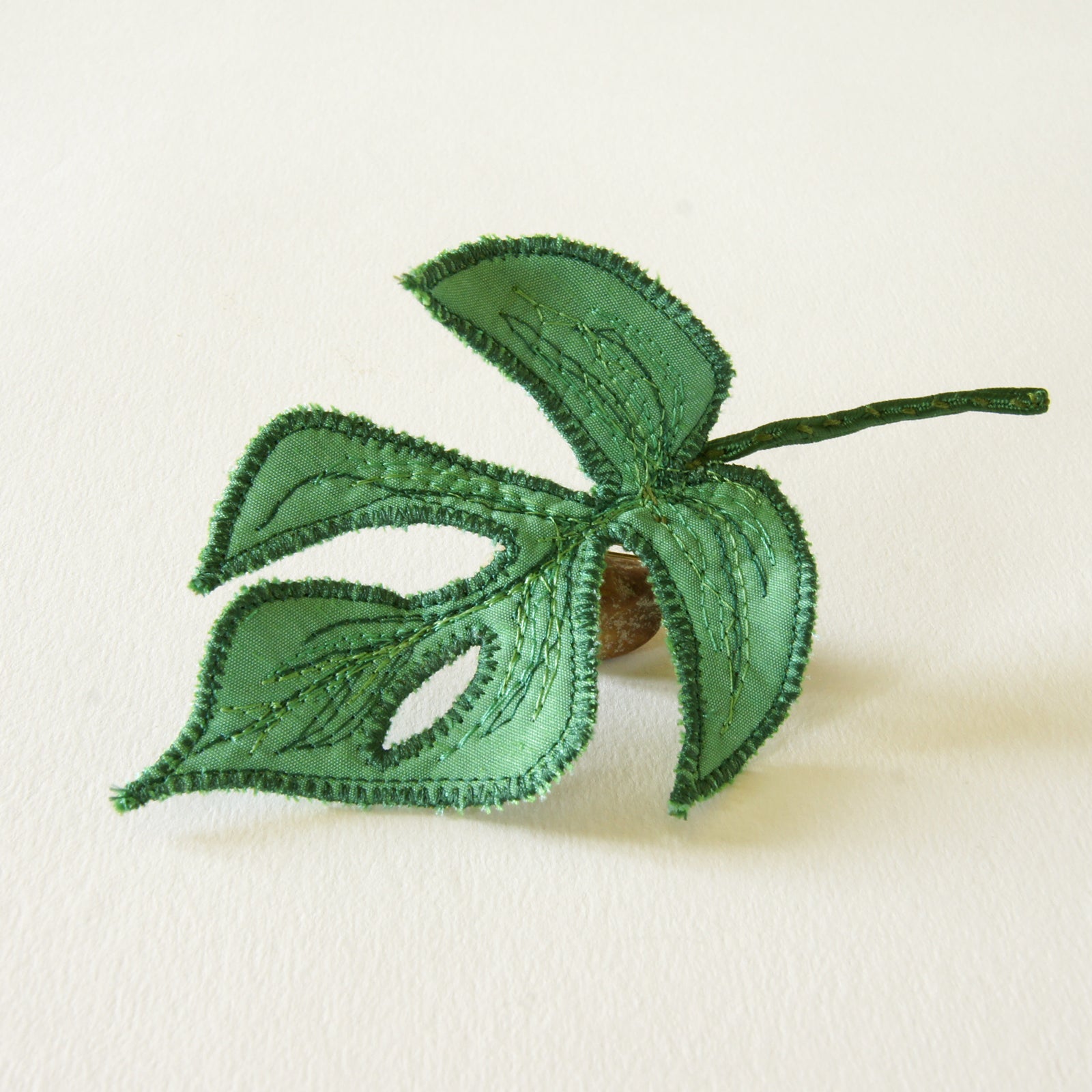 Rhaphidophora tetrasperma Brooch, Botanical Pin