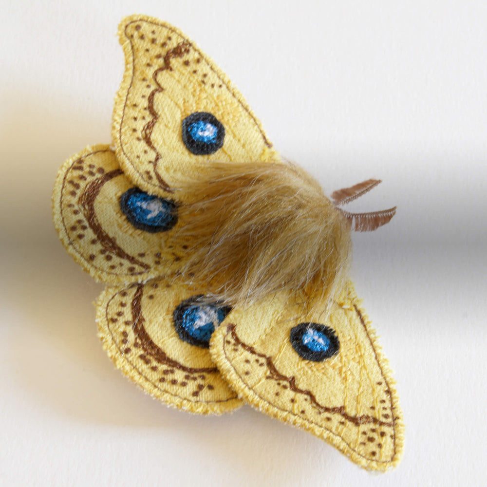 Fiber art insects to wear and collect, handmade in France.