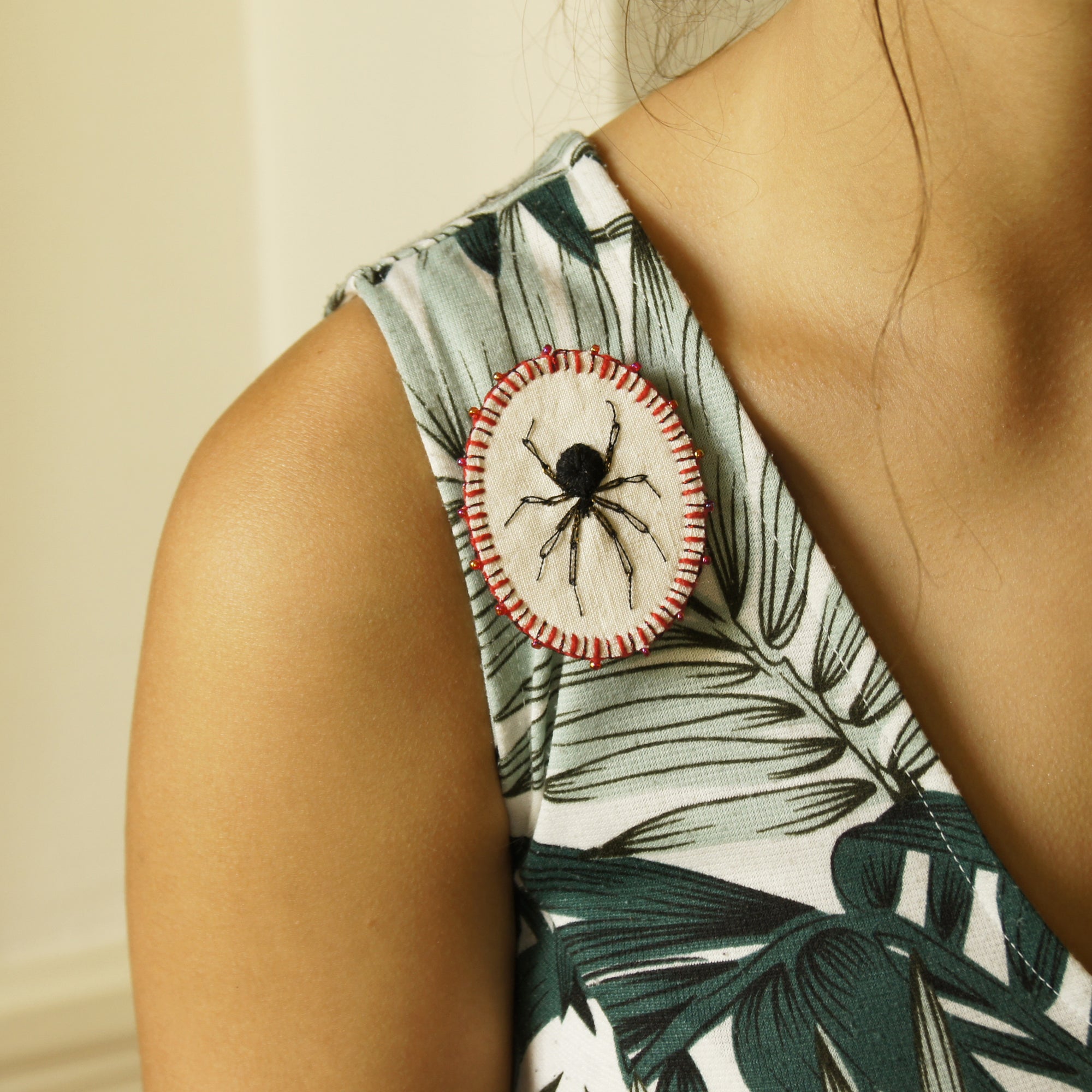 Embroidered Black Widow Spider Brooch Pin Arachnid Jewelry