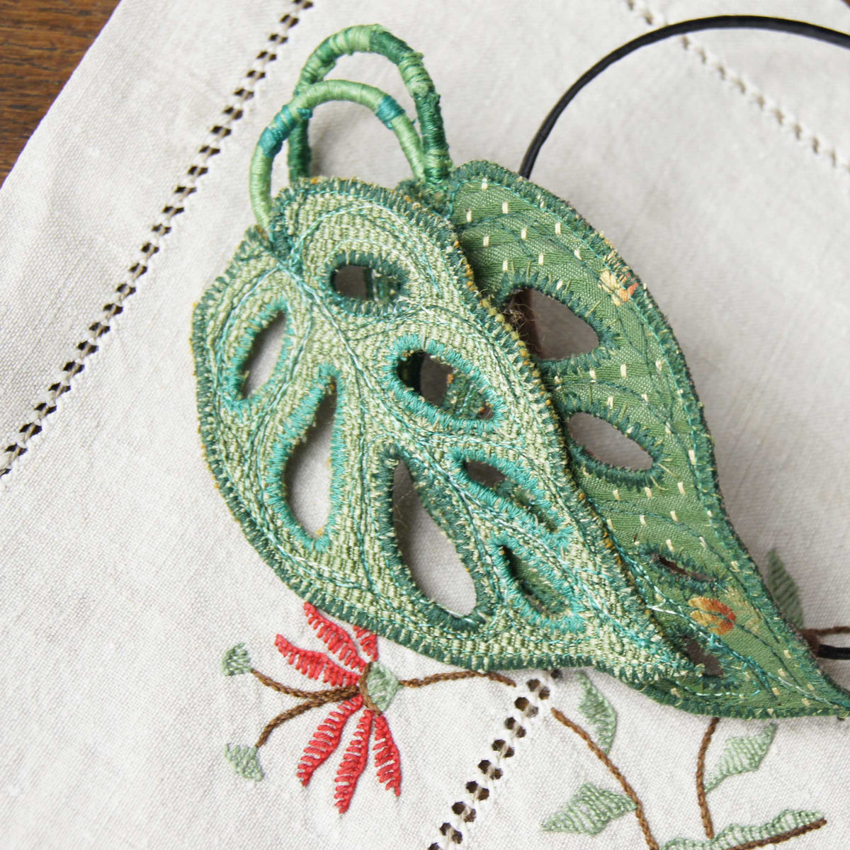 Monstera adansonii Leaves Headband, Tropical Leaf Fascinator