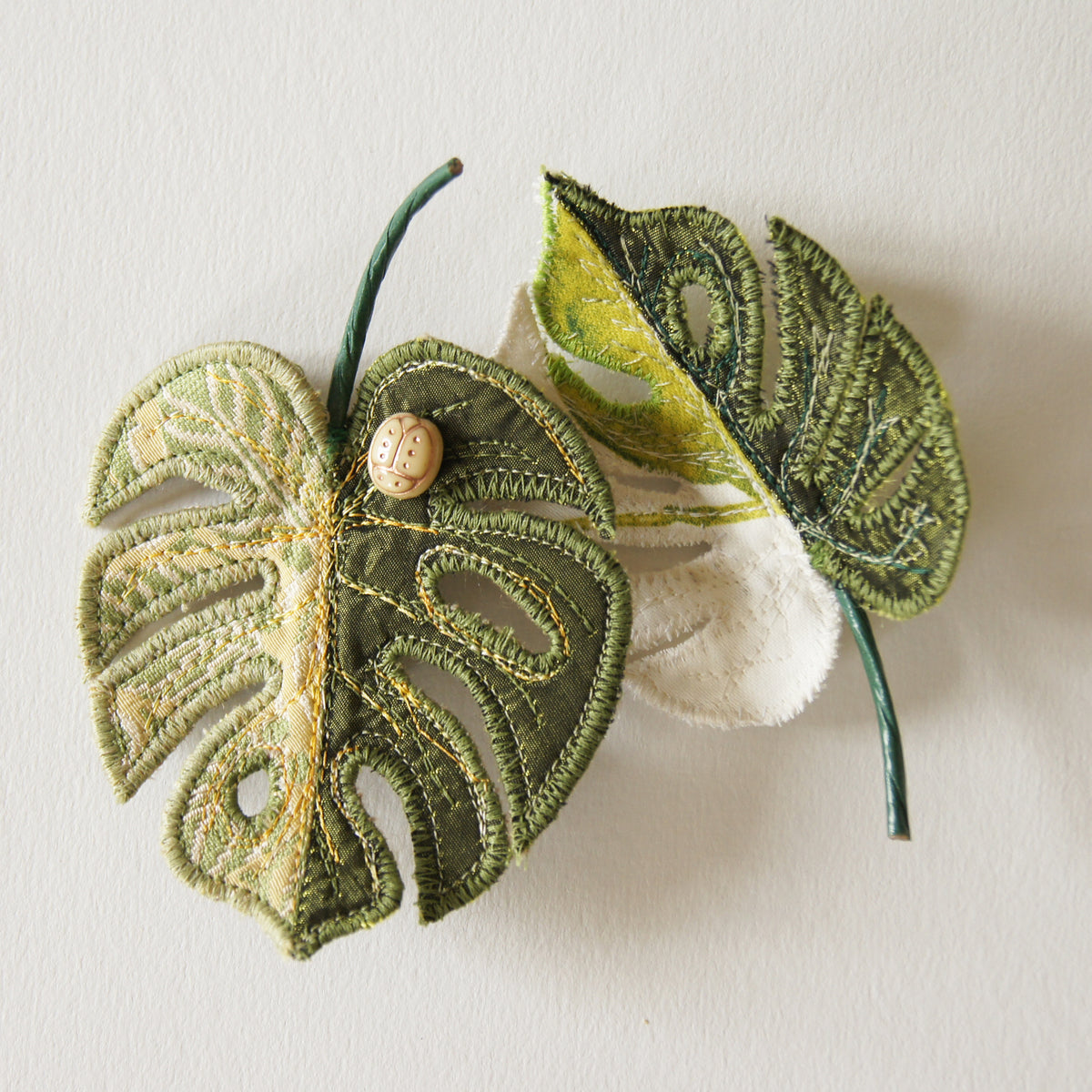 Monstera deliciosa brooch, Textile Jewelry
