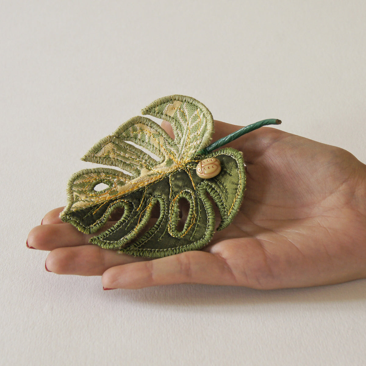 Monstera deliciosa brooch, Textile Jewelry