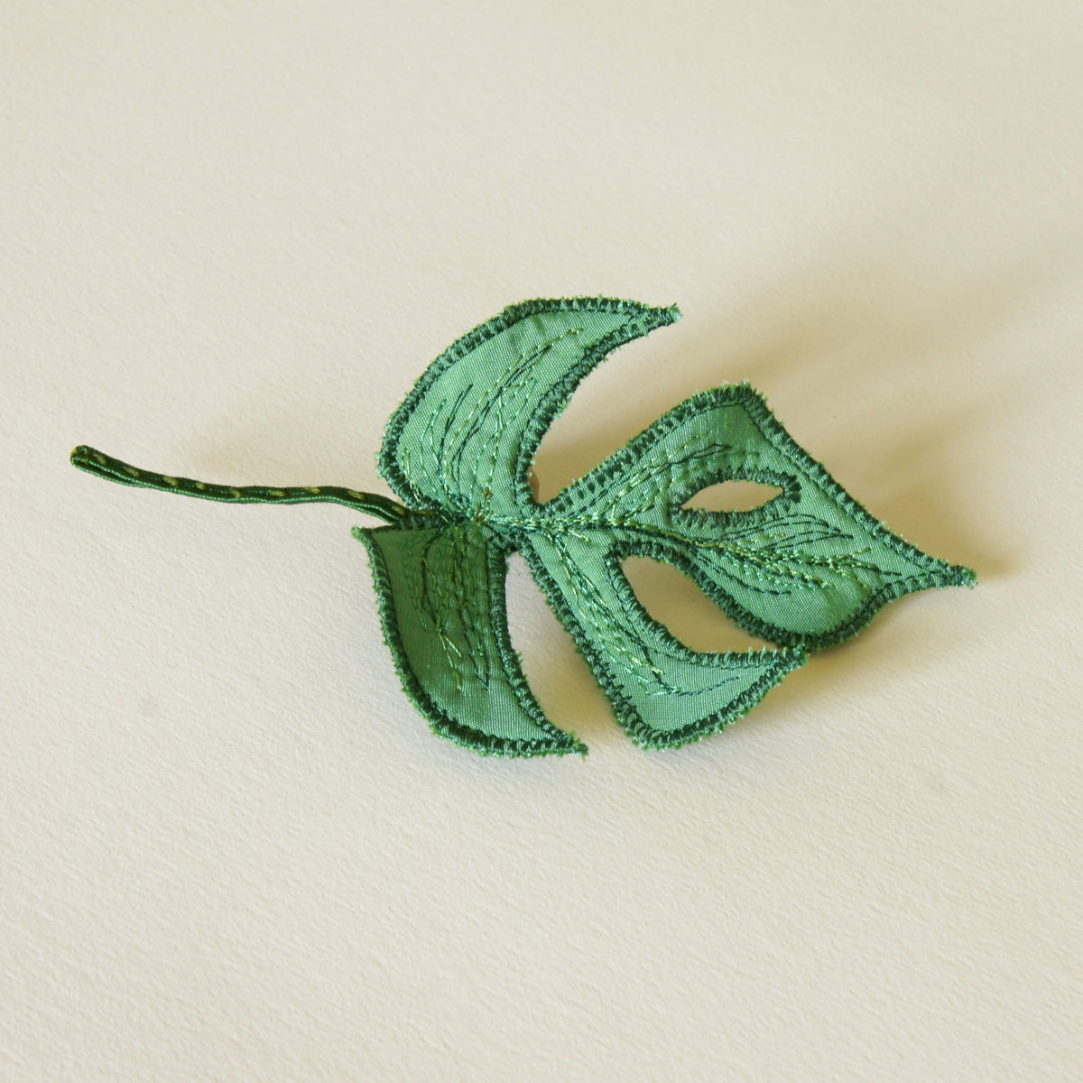 Rhaphidophora tetrasperma Brooch, Botanical Pin