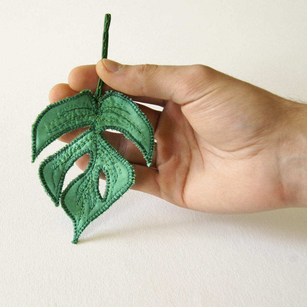 Rhaphidophora tetrasperma Brooch, Botanical Pin