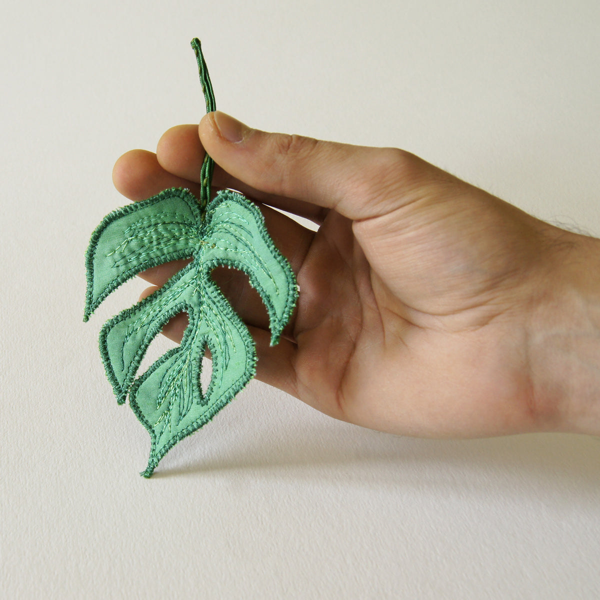 Rhaphidophora tetrasperma Brooch, Botanical Pin